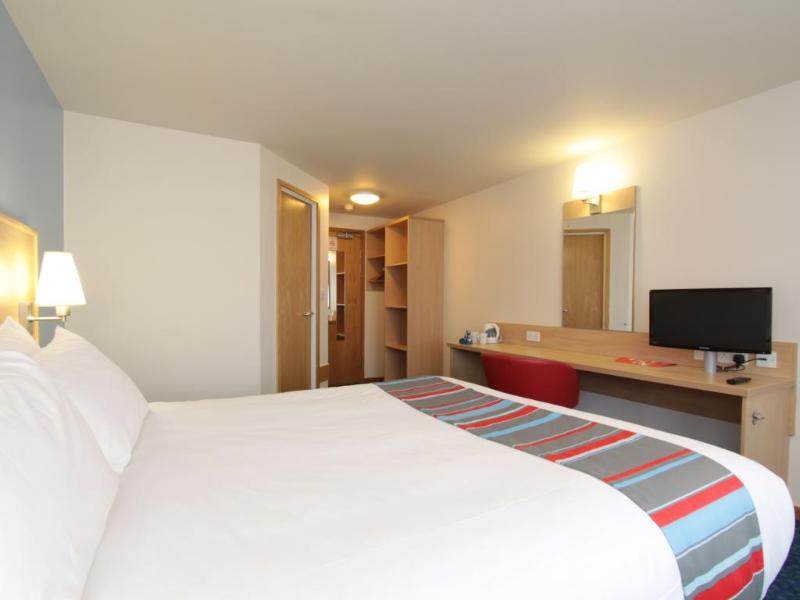 Travelodge Newbury Tot Hill Highclere Exterior foto