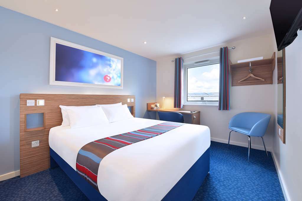 Travelodge Newbury Tot Hill Highclere Habitación foto